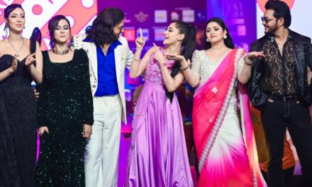 ফ্যাশন র‌্যাম্পে শাকিব-পূজা, মিম-পরীর দেখা