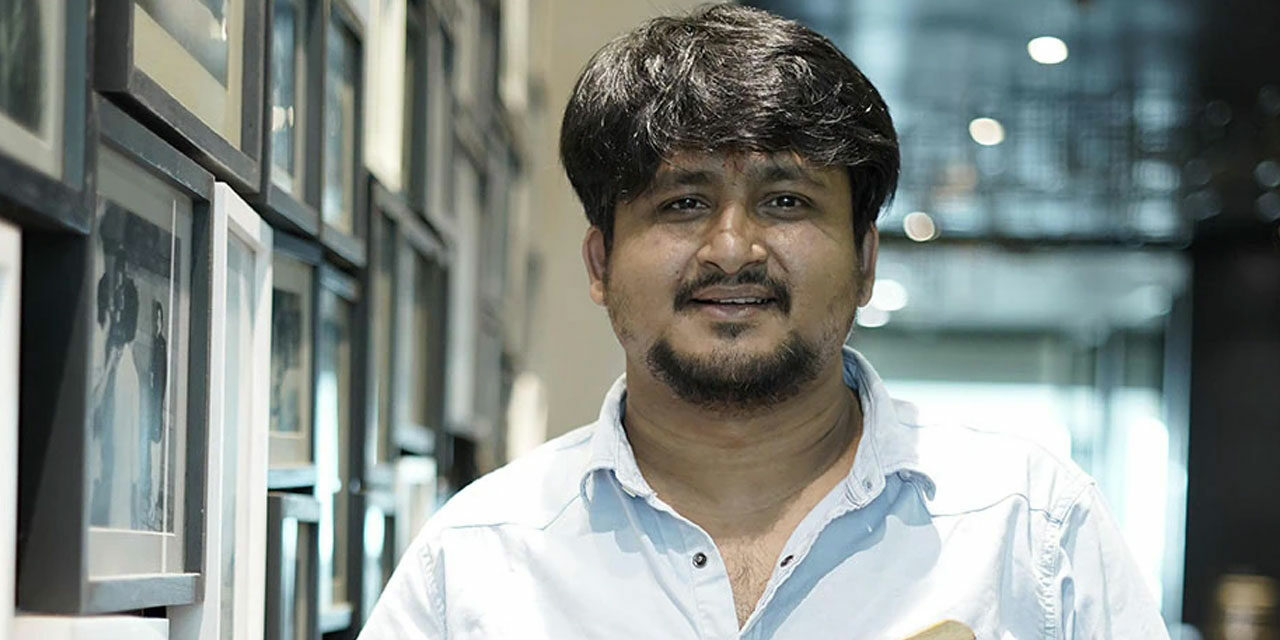 চরকির জন্য শুটিং করায় শাস্তি পাচ্ছেন ভারতীয় নির্মাতা