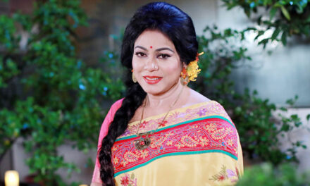 কালো তালিকায় ফেরদৌস আরা / দেয়ালে মাথা ঠেকিয়ে কাঁদতে কাঁদতে গানে ঠোঁট মেলালাম