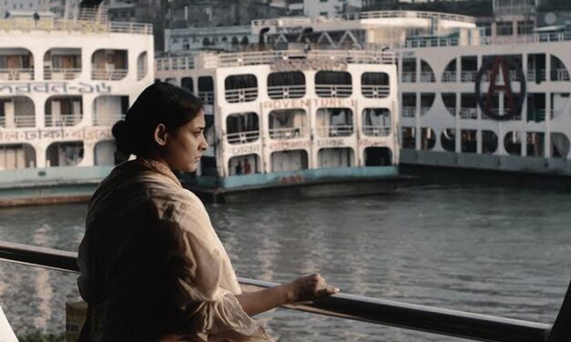 মধু মালতী ডাকে আয়…