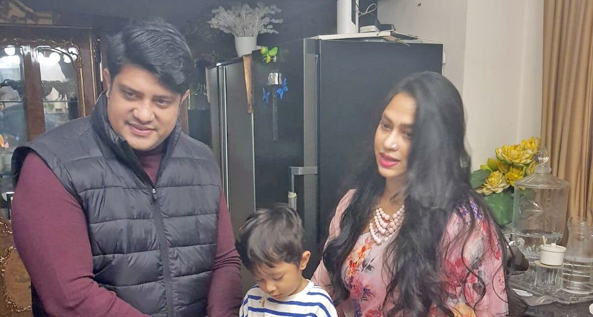 বোনের করা জিডিতে স্বামী-সন্তানসহ প্রকাশ্যে পপি, অস্বীকার করলেন বাড়ি দখলের অভিযোগ