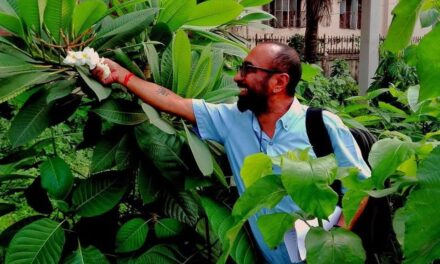 জাতীয় পুরস্কারজয়ী নির্মাতা জাহিদুর রহিম অঞ্জন মারা গেছেন