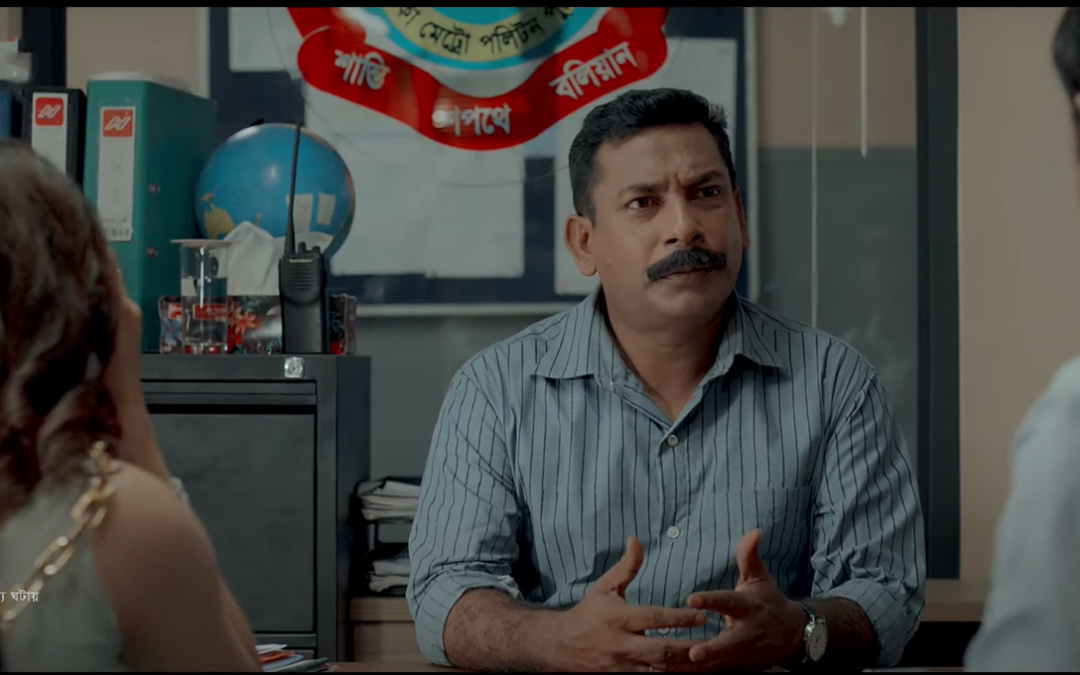 চক্কর ৩০২: গল্পই নায়ক