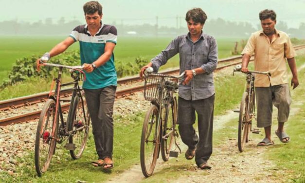 উড়াল: হাসিকান্নায় ওড়াওড়ি