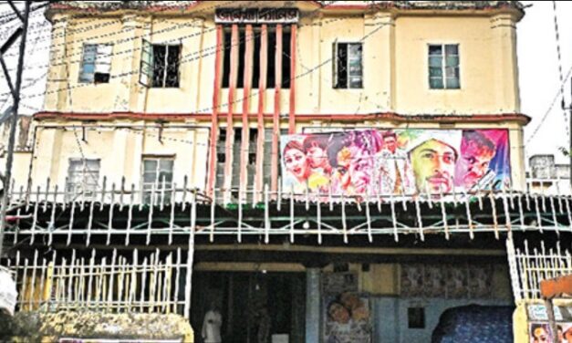 চট্টগ্রাম নগরীর ২৯ সিঙ্গেল স্ক্রিন সিনেমা হলের মধ্যে চালু মাত্র দুটি