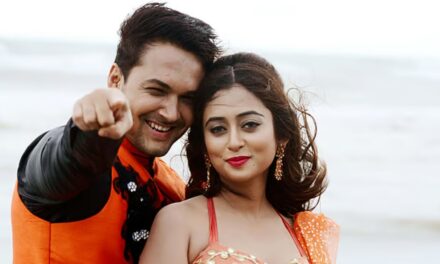 মোস্তাফিজুর রহমান মানিকের আটকে থাকা দুই ছবির একটির ভাগ্য খুলছে